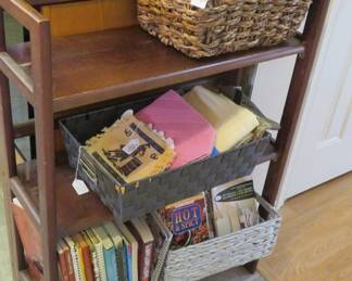 Cookbooks, table linens