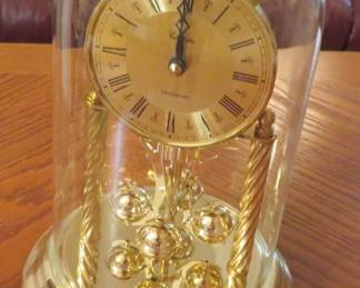 Anniversary clock