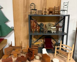 Dollhouse furniture (some antique)