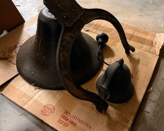 Antique dinner bell! Unique item!