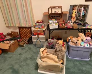 Stuffed animals, old toys, puzzles and board games