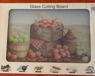 Apple cutting board