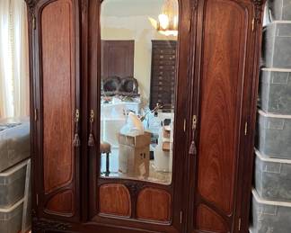 Yes, we have a second mirrored cabinet, with a different style.  