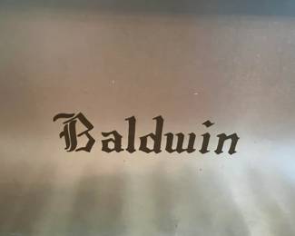 The piano's brand, for all to see.