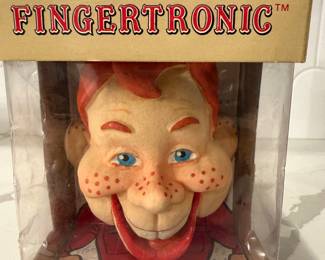 Howdy Doody Fingertronic Puppet Theater Toy