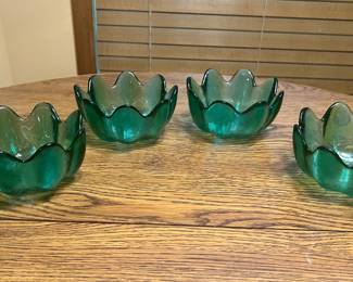 Blank o Scalloped Sea Green Bowls 4"