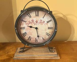 Distressed Type Batt Op Clock 13x11