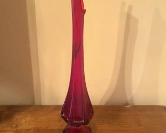 Viking Glass Epic Column Swung Glass Vase 19.5"
