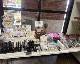 makeup / other retail items / office supplies