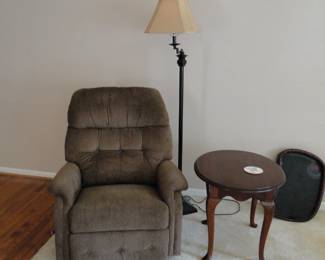 A collection of furniture that is smoke and pet free