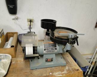 DELTA sharpening center