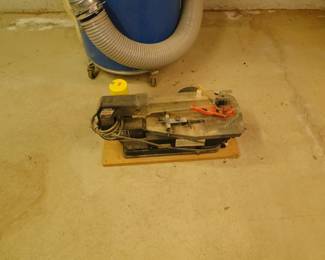 Small scroll saw