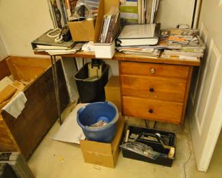 Mid Century Modern desk, hairpin legs