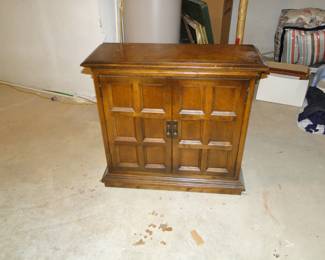 Vintage cabinet