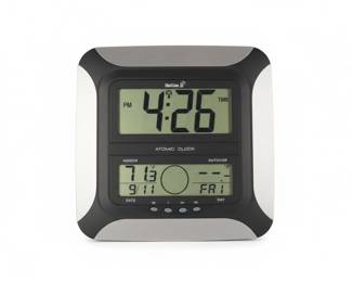 SkyScan Atomic Wall Clock with Indoor or Outdoor Temperature and Date