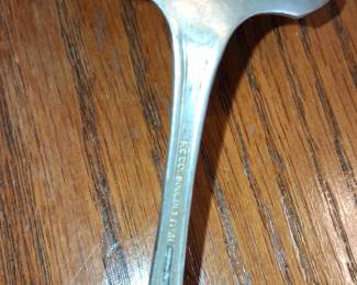 Rogers Co. Bouquet Pattern Silverplated Soup Spoons second image