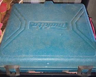 Makita D .V Cordless Drill Set second image