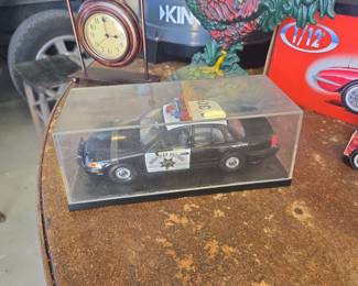Code Collectibles California Highway Patrol Ford Crown Victoria Diecast Model