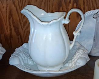 Red Cliff Grape Pattern Ironstone Pitcher and Bowl Set