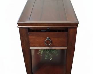 Hammary Sunset Valley End Table