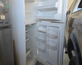Kenmore TopFreezer Refrigerator third image