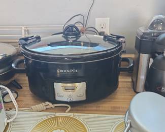 CrockPot Quart Cook Carry Programmable Slow Cooker