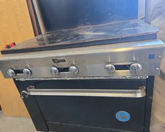 Castino Restaurant Equipment Commercial Range third image