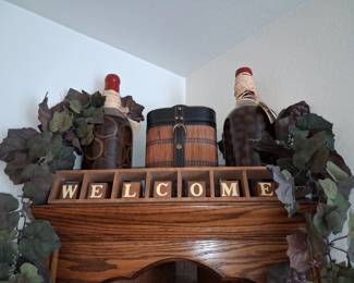Tuscan Style Kitchen Decor Set with WELCOME Blocks