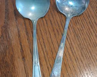 Rogers Co. Bouquet Pattern Silverplated Soup Spoons
