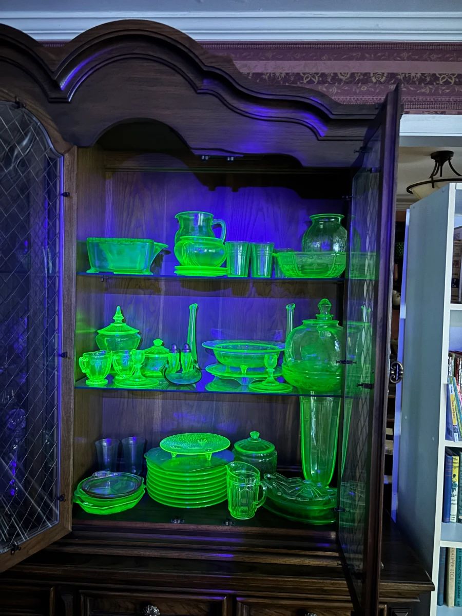Uranium glass