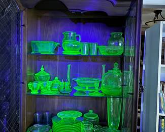 Uranium glass