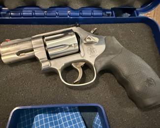 Smith & Wesson 357 Magnum