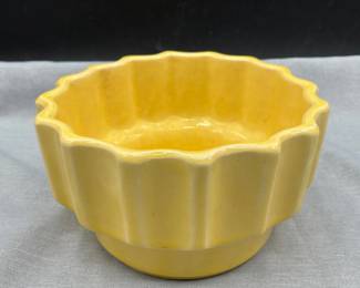Brush pottery