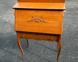 Writing desk