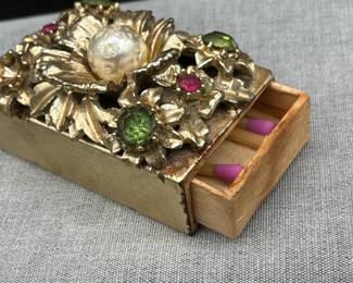 Match book