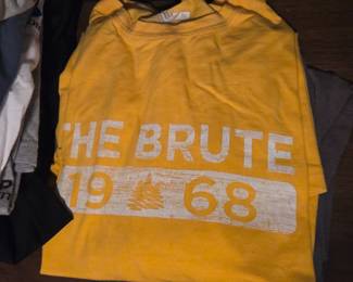 The Brute 1968 Yellow Distressed Graphic Crewneck T-Shirt