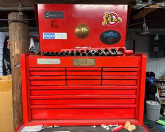 Red Metal Multi-Drawer Mechanic’s Tool Chest with Flip-Top Lid and Socket Storage