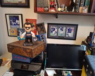 Chicago Bears Dick Butkus & Brian Urlacher Framed Football Memorabilia, NFL Collectible Figures, Chicago Cubs Baseball Collectibles & Sports Display
