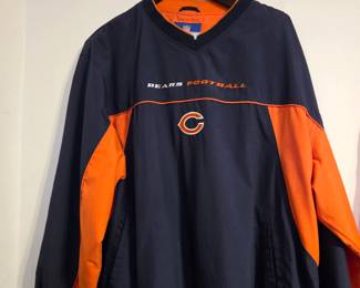 Chicago Bears NFL Football Navy Blue & Orange Pullover Windbreaker Jacket, Embroidered Team Logo, V-Neck & Side Pockets