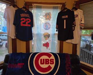 Russel #22 Cubs Jersey / Fields #1 Bears Jersey , Chicago Sports Flag, Cubs Blanket