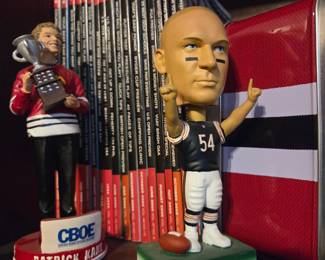 Chicago Bears Brian Urlacher #54 NFL Bobblehead, Chicago Blackhawks Patrick Kane Hockey Figurine & Golf Magazine Collection