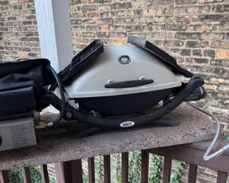 Weber Q 1200 Portable Gas Grill