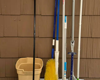 Lot 131: Assorted cleaning tools and supplies