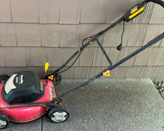 Lot 126: Electric Homelite Lawnmower