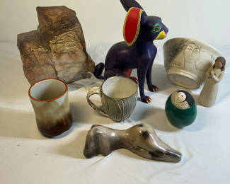 Lot 27: Assorted ceramic and sculptural folk art objects