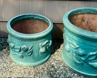 Lot 63: Ceramic Outdoor Planter Set
