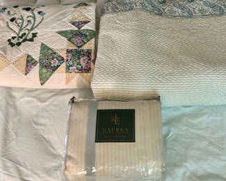 Lot 92: Assorted Luxury Bedding