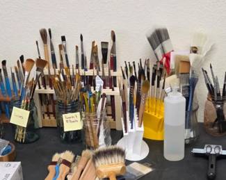 art brushes and supplies