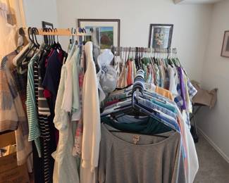 women's clothing sizes large, 1X, 2X