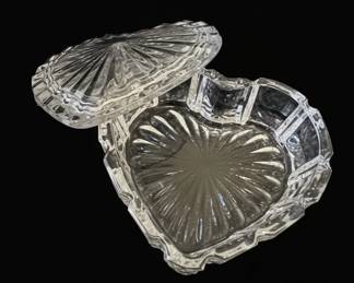 Vintage Pressed Glass HeartShaped Trinket Box with Sunburst Pattern second image